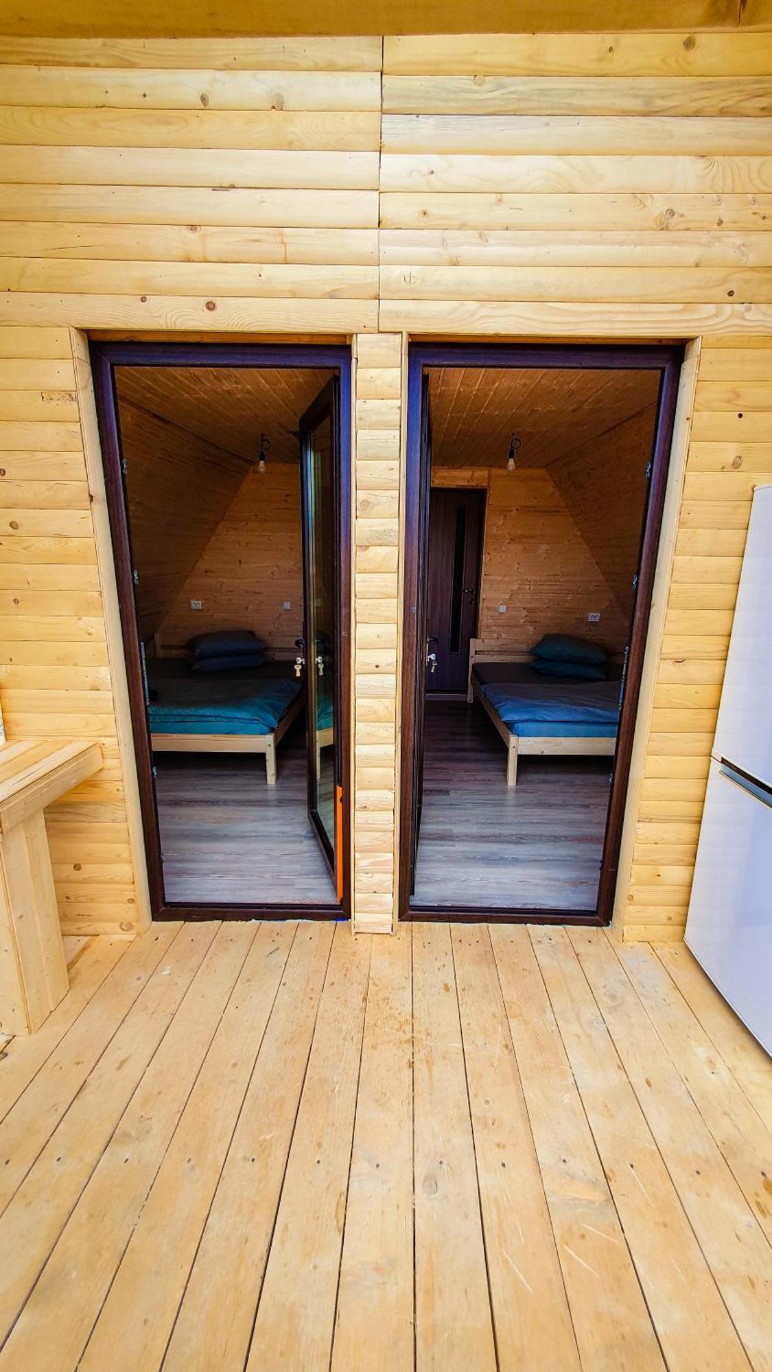 La Cabana, Corbeni Quarto foto