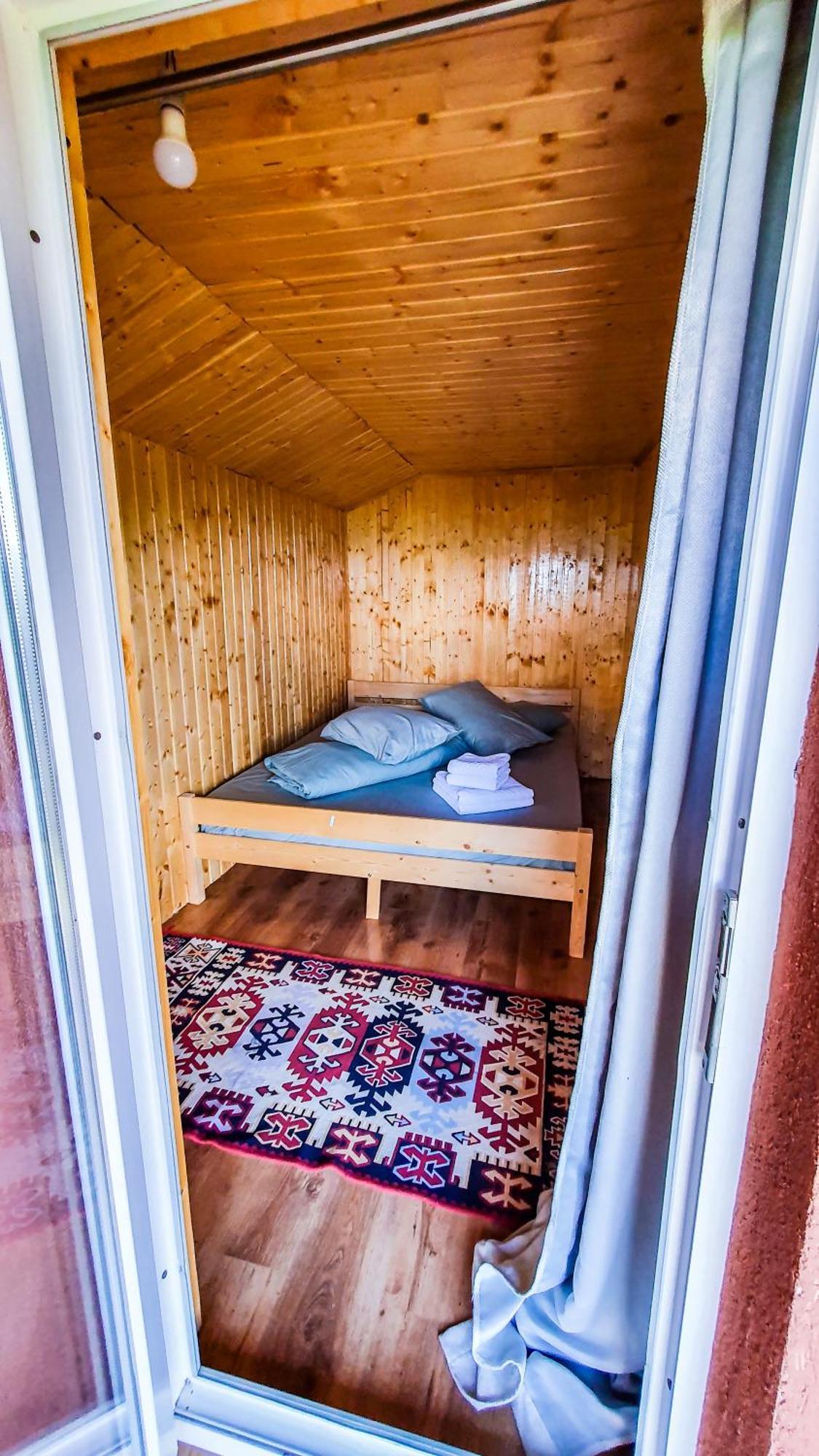 La Cabana, Corbeni Quarto foto